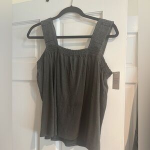 Lucky Brand top M NWT